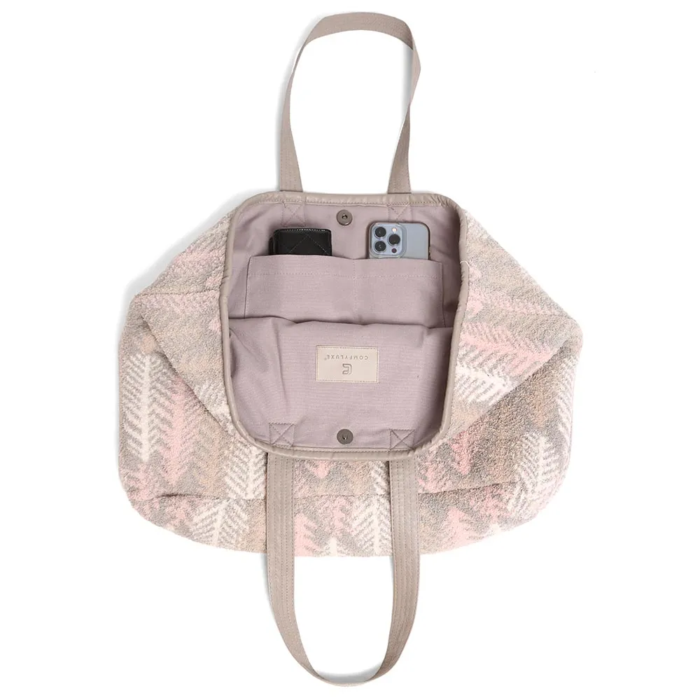 iLLASPARKZ Feather Patterned Tote Bag