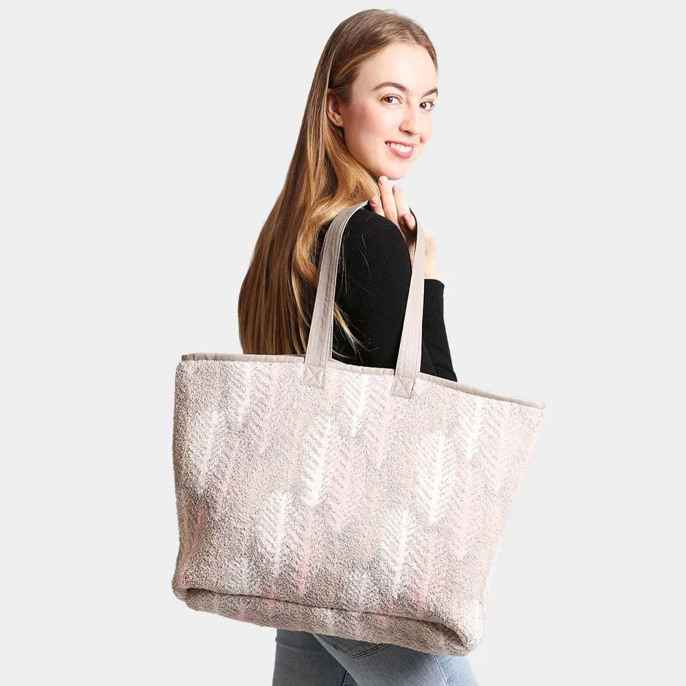 iLLASPARKZ Feather Patterned Tote Bag
